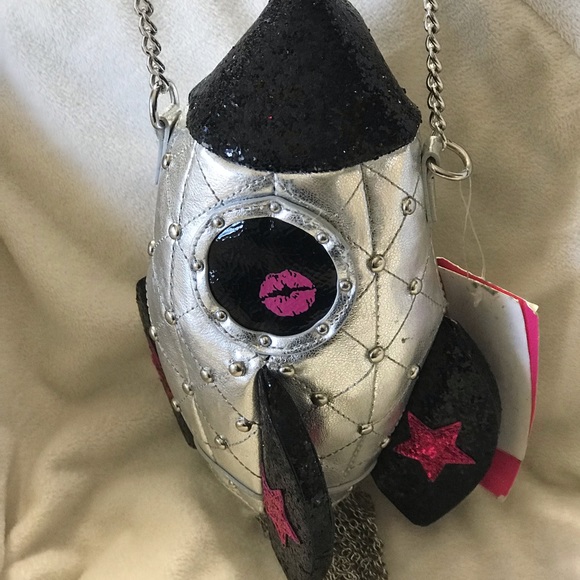 Betsey Johnson ‘Gimme Some Space’ Crossbody Rocket - Picture 2 of 7